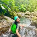 Canyon Guadeloupe avec Olivier guide de canyoning. parcours découverte du canyon Ferry.